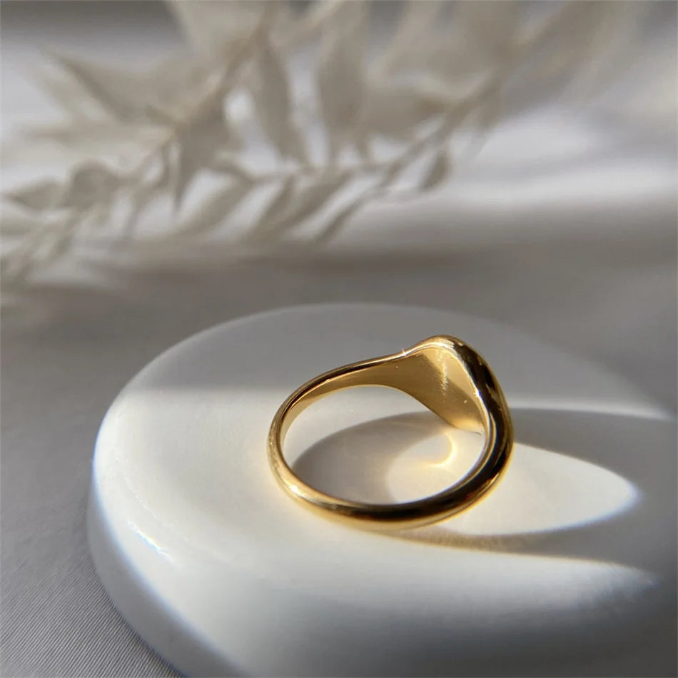 Bague délicate, pour femme