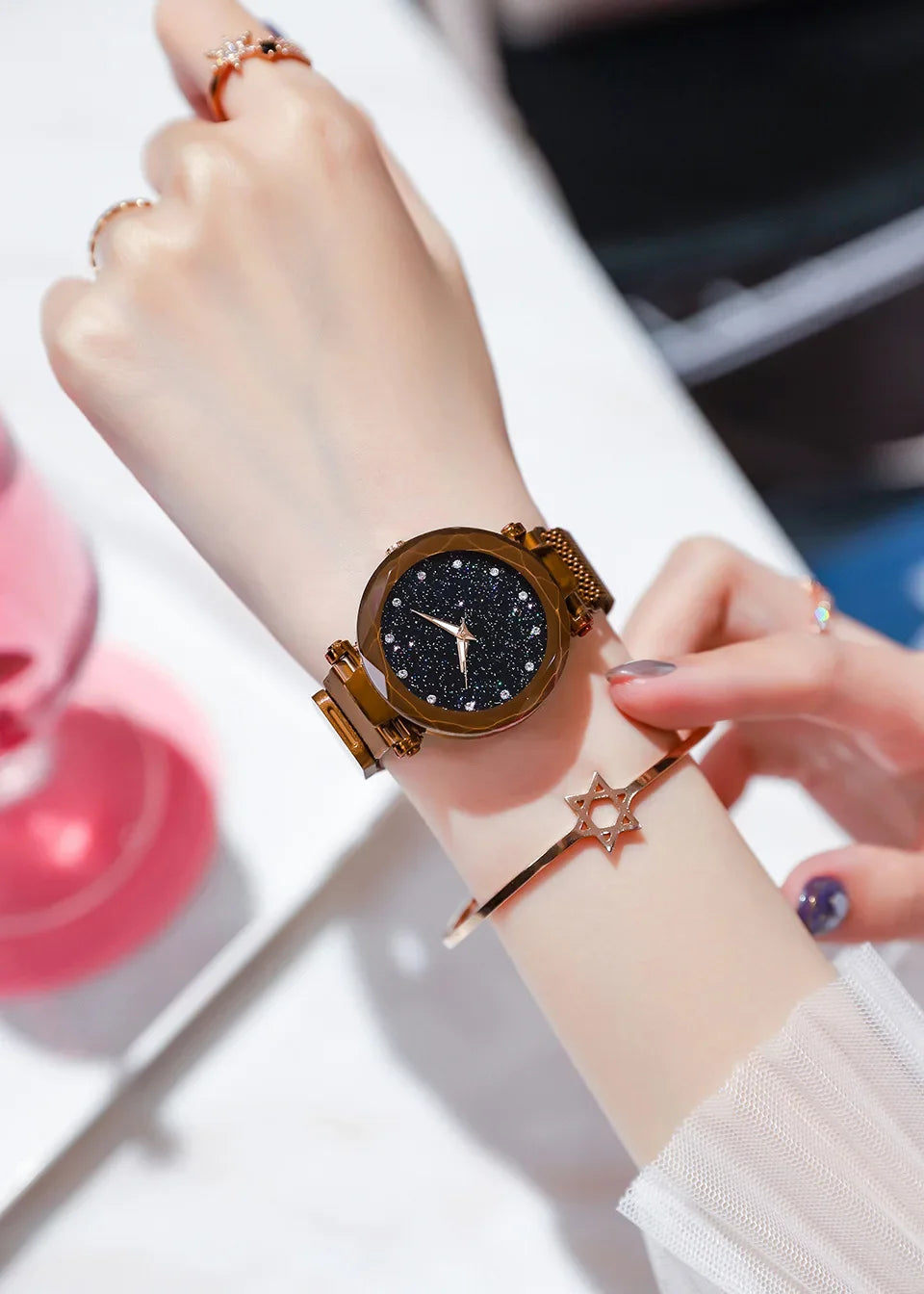 Divinité, Montres pour femmes