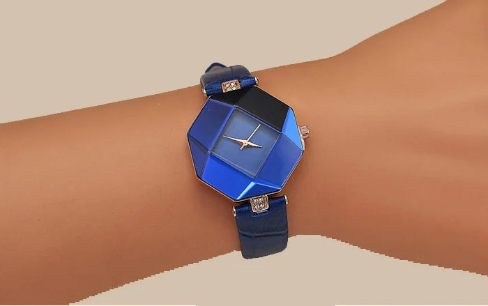 Diamant bleu, montre pour femme